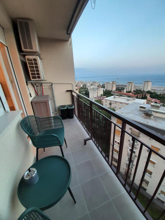 Qr Apartment For Family, Couples, And Friends Stay In Rijeka Dış mekan fotoğraf
