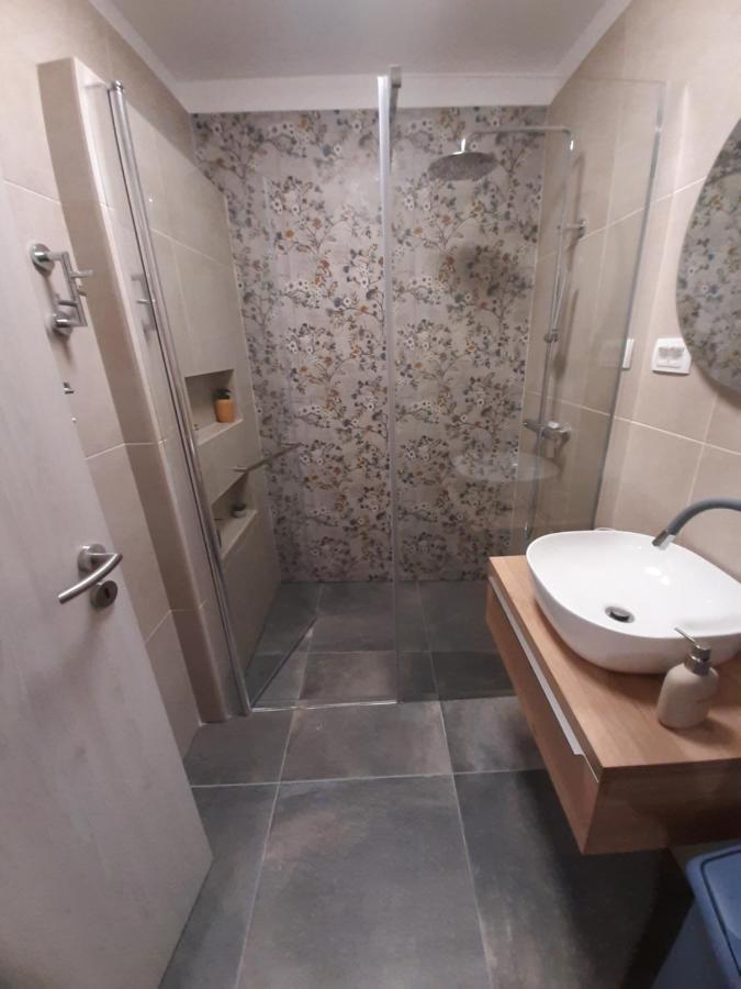 Qr Apartment For Family, Couples, And Friends Stay In Rijeka Dış mekan fotoğraf