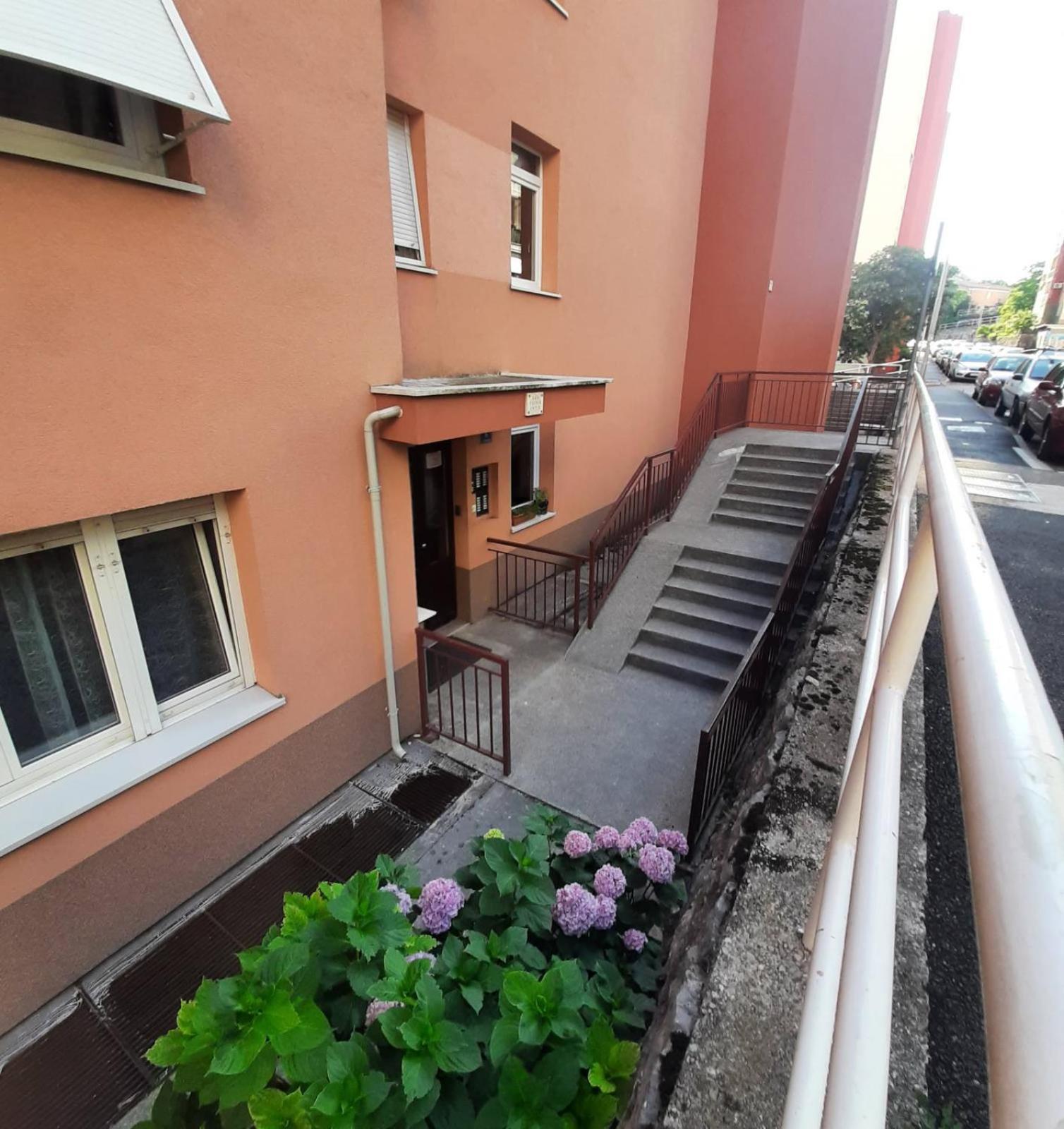 Qr Apartment For Family, Couples, And Friends Stay In Rijeka Dış mekan fotoğraf
