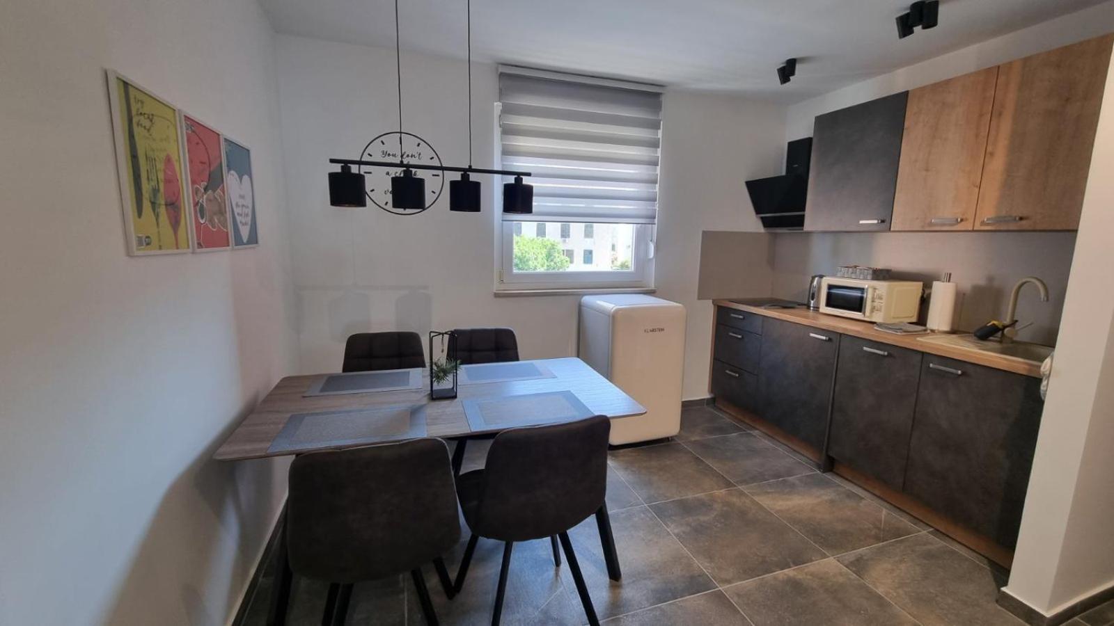Qr Apartment For Family, Couples, And Friends Stay In Rijeka Dış mekan fotoğraf
